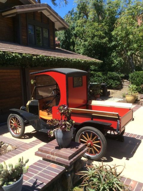 1914 Red Ford Model T
