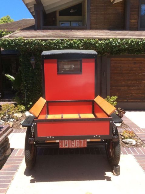 1914 Red Ford Model T