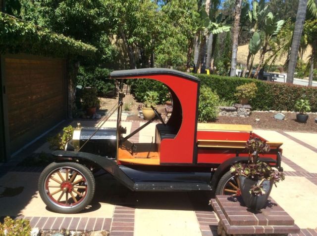 1914 Red Ford Model T