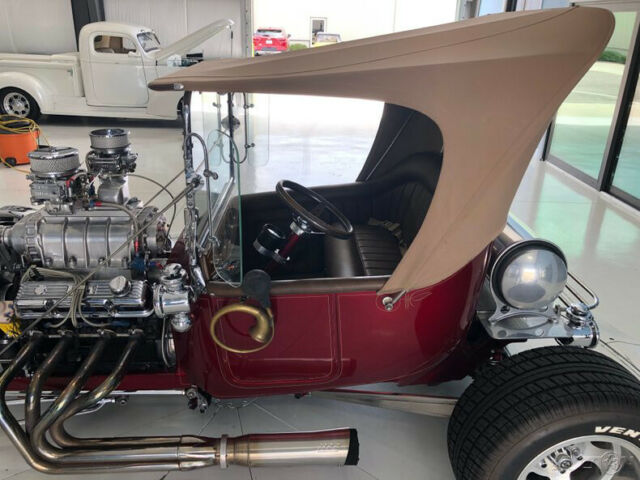 1914 Red Ford Model T