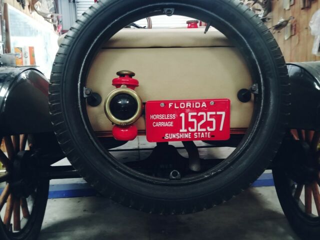 1915 RED Ford Model T CONVERTIBLE