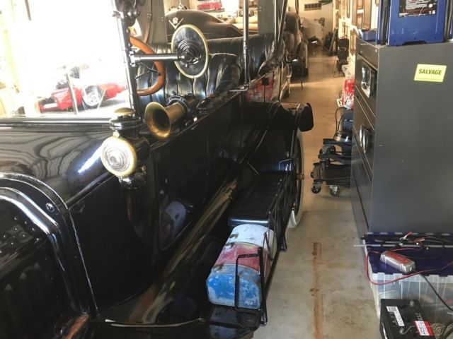 1915 Black Ford Model T Coupe