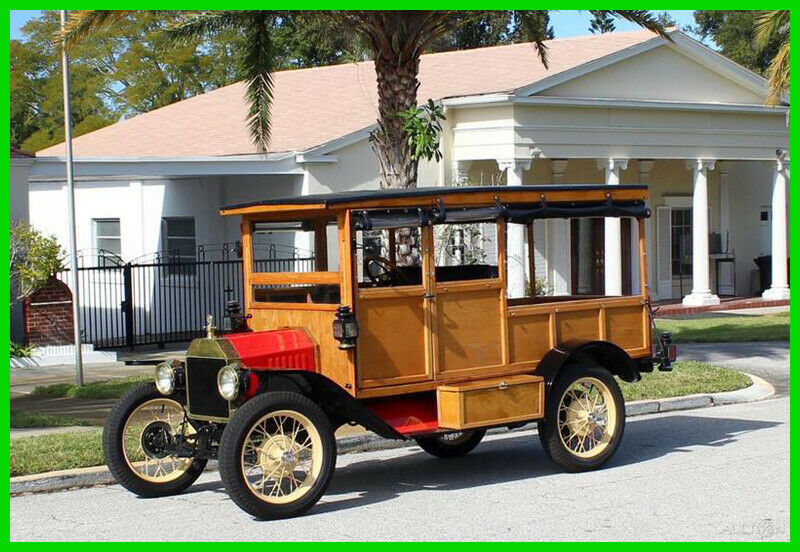 1915 Red Ford Model T
