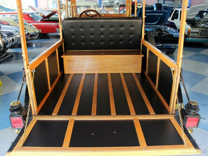 1915 Red Ford Model T