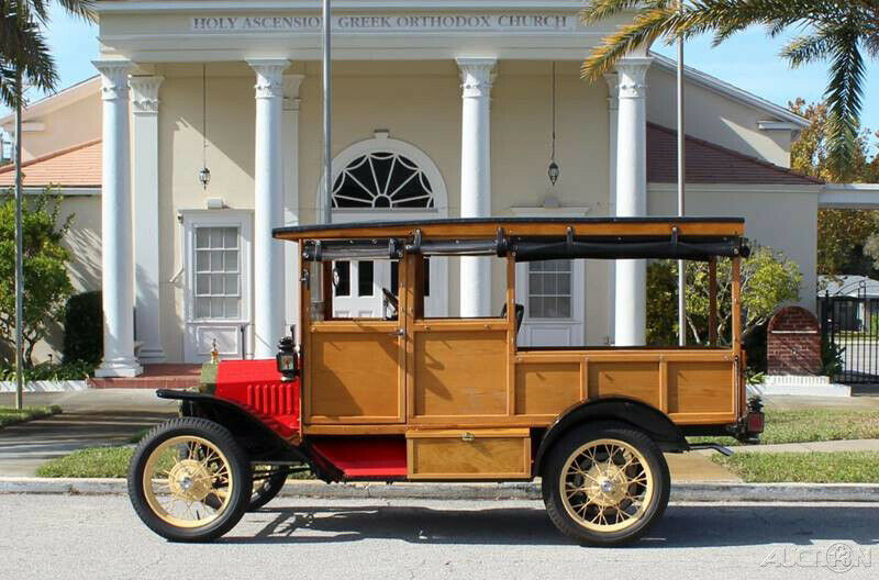 1915 Red Ford Model T