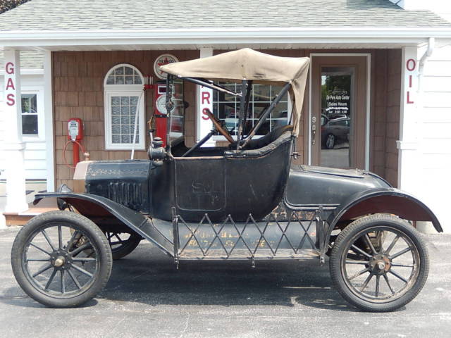 1916 Black Ford Model T Convertible
