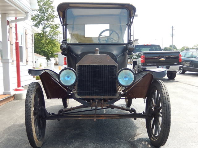 1916 Black Ford Model T Convertible