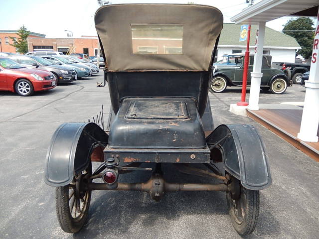 1916 Black Ford Model T Convertible