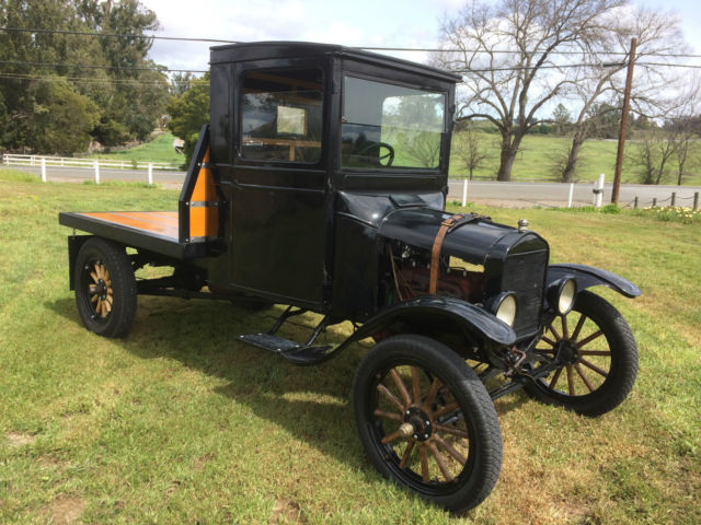 1917 Black Ford Model T Pickup
