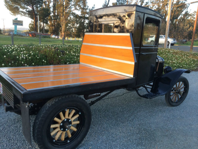 1917 Black Ford Model T Pickup