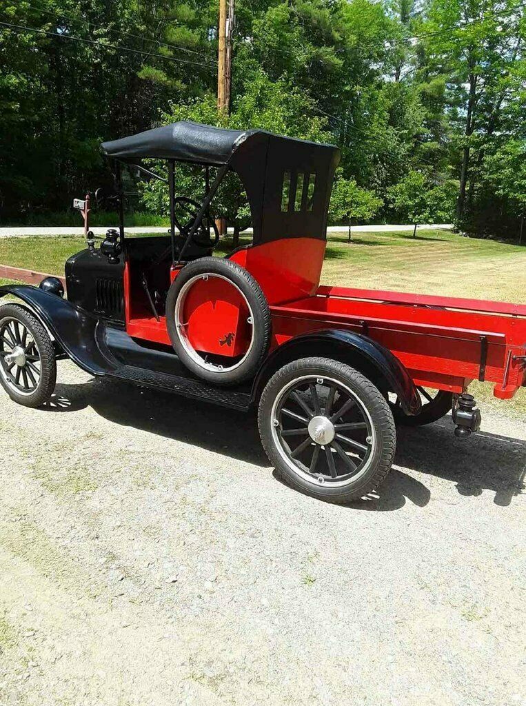 1920 Red Ford Model T Pickup (Truck)