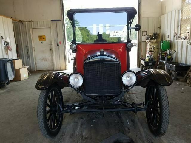 1920 Red Ford Model T Pickup (Truck)