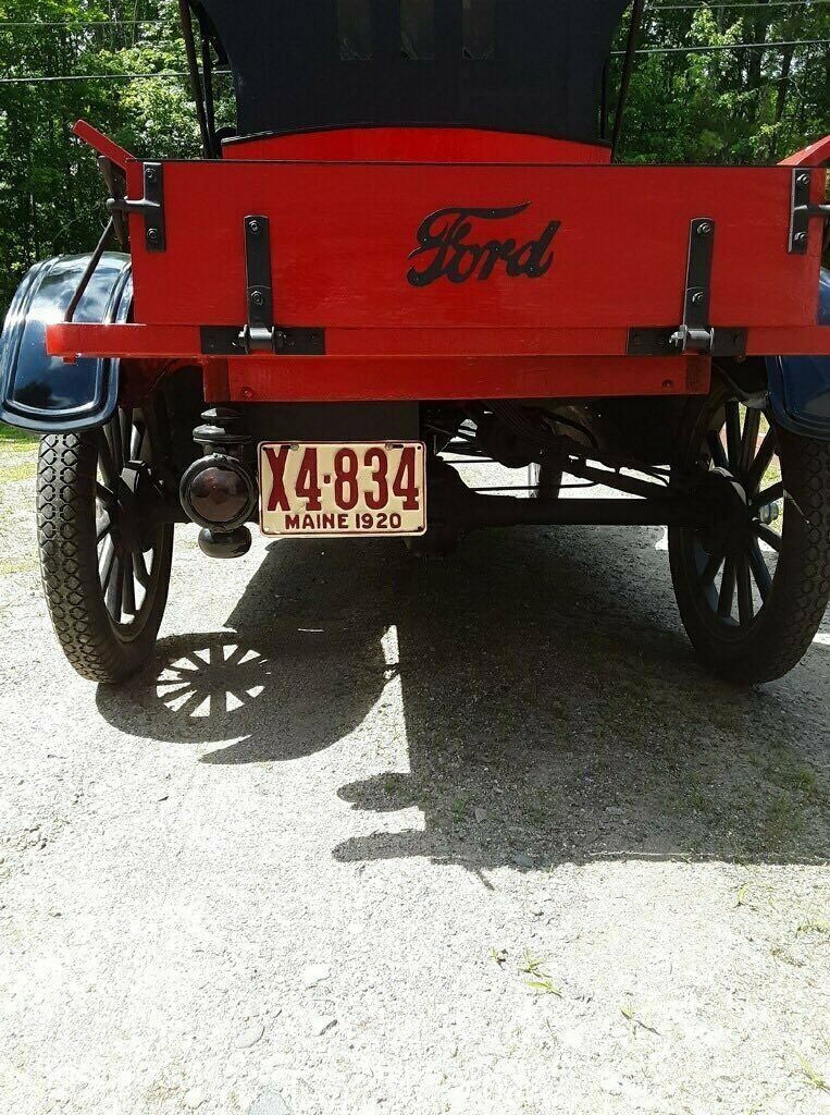 1920 Red Ford Model T Pickup (Truck)