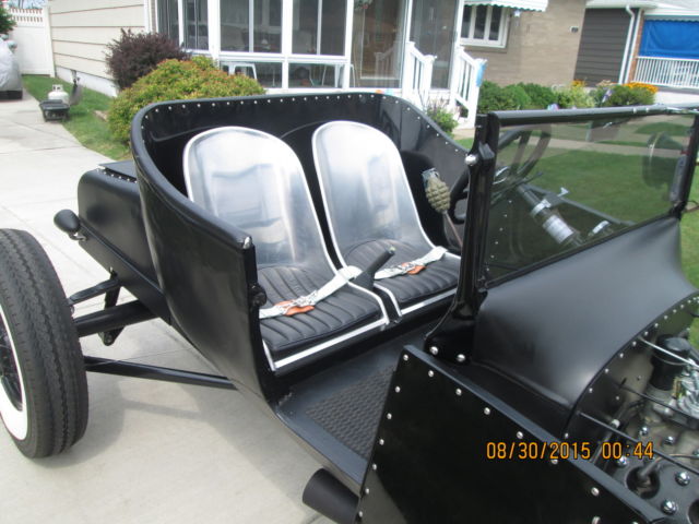 1921 semi flat black Ford Model T 1 door no top convertiable