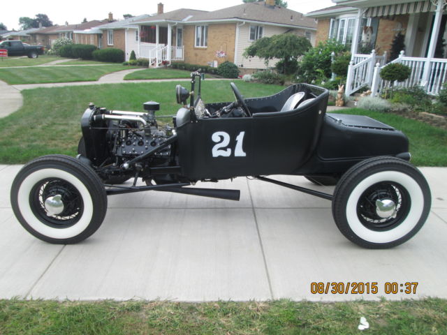 1921 semi flat black Ford Model T 1 door no top convertiable