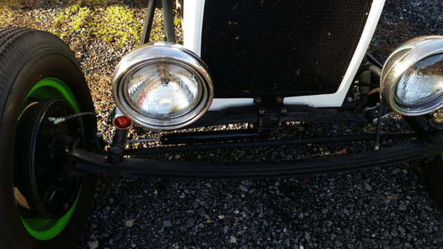 1922 White Ford rroadster roadster