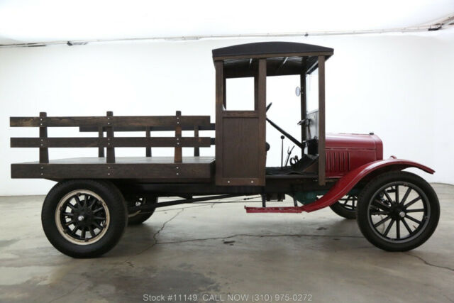 1922 Red Ford Model T