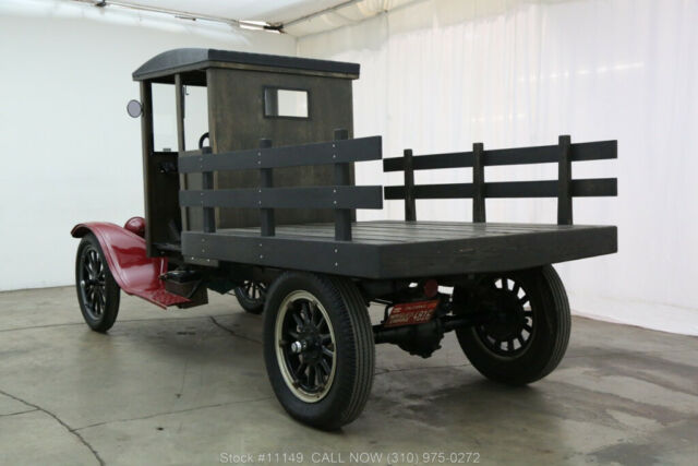 1922 Red Ford Model T