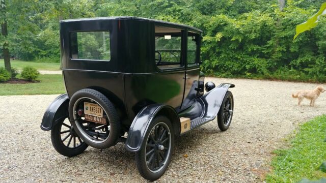 1923 Ford Model T Sedan
