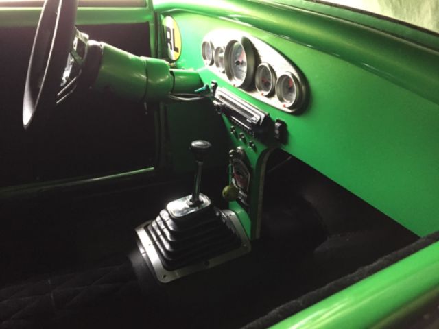 1923 Green Ford Custom coupe Convertible