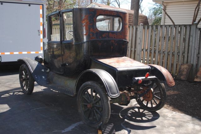 1923 Black Ford Model T Coupe
