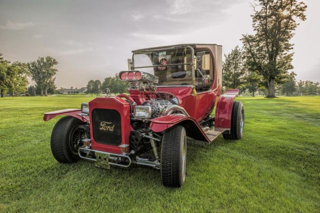 1923 red Ford C-Cab