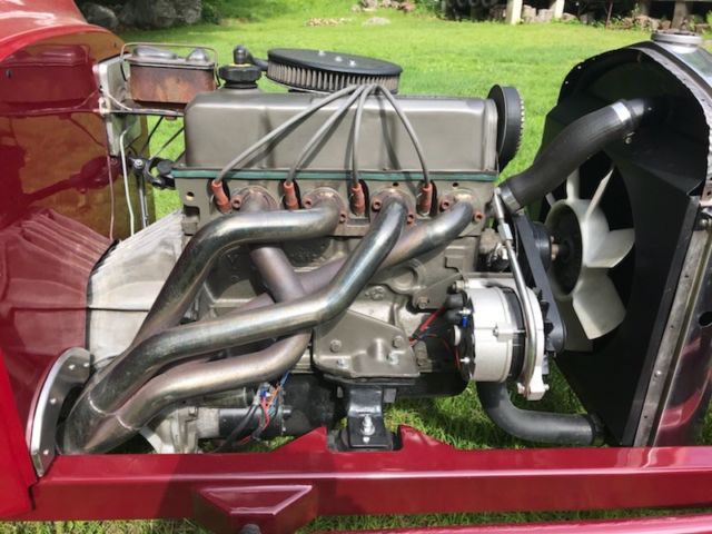 1923 Maroon Ford Model T Roadster