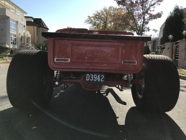 1923 Red Ford Model T Cab & Chassis