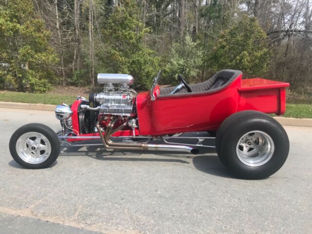 1923 Red Ford Model T Convertible