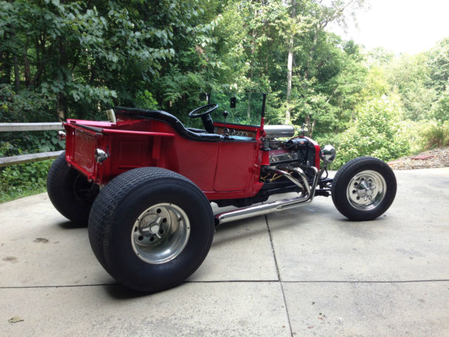 1923 Red Ford Model T