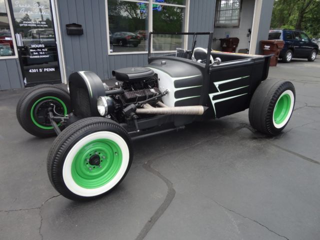 1923 Black Ford Model T Coupe