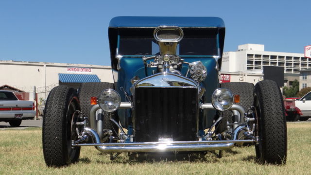 1923 Teal Ford Model T Coupe