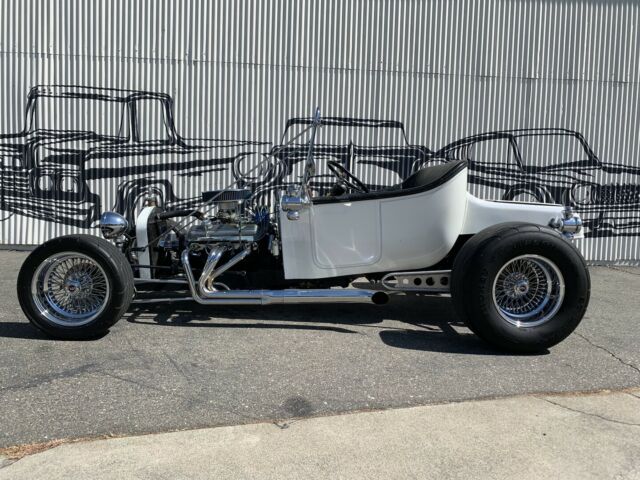 1923 White Ford T-Bucket Convertible