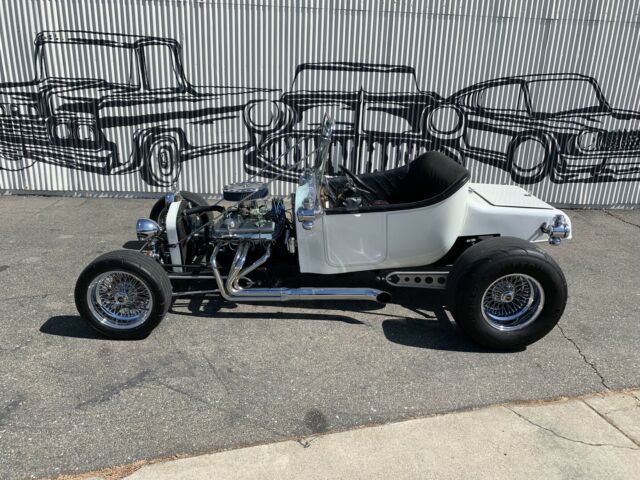 1923 White Ford T-Bucket Convertible