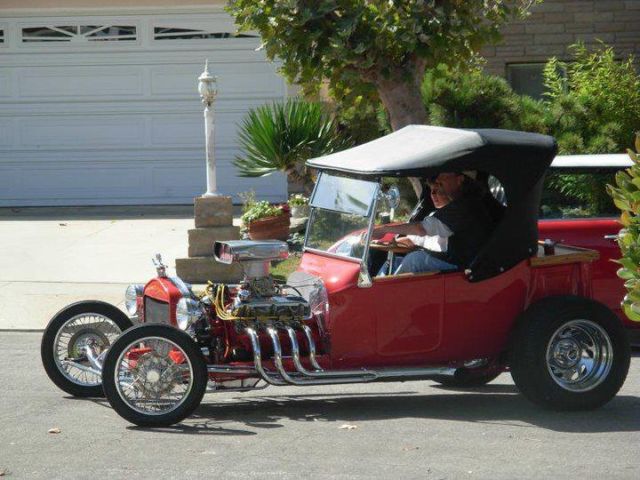 1923 Red Ford Model T-Bucket Coupe