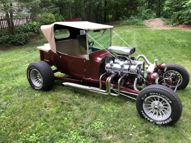 1923 Burgundy Ford T-Bucket Convertible
