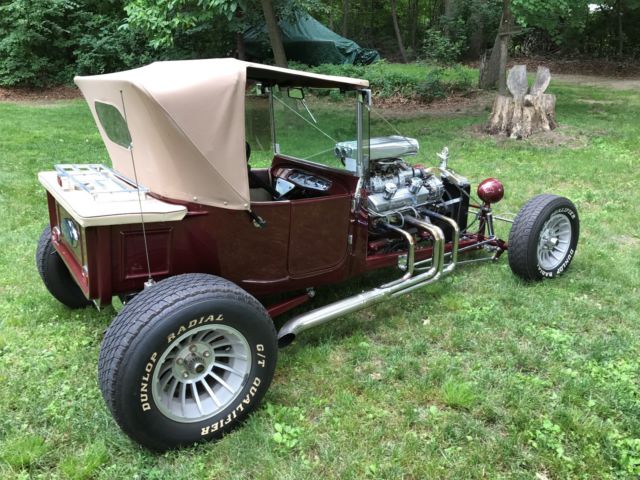 1923 Burgundy Ford T-Bucket Convertible
