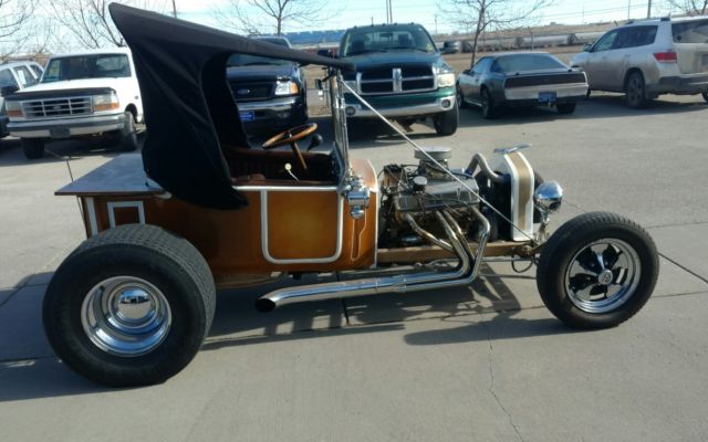 1923 Gold Ford Model T Convertible