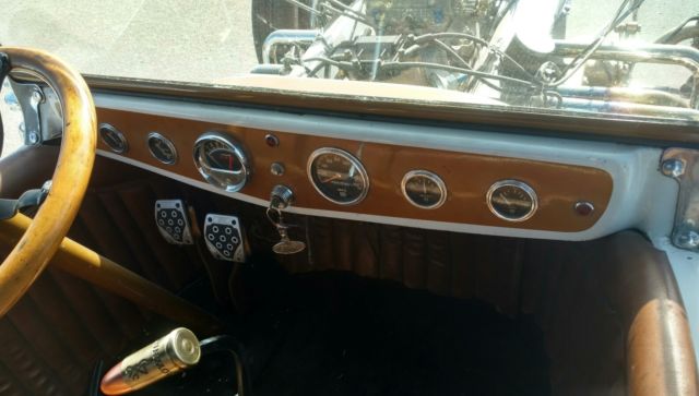 1923 Gold Ford Model T Convertible