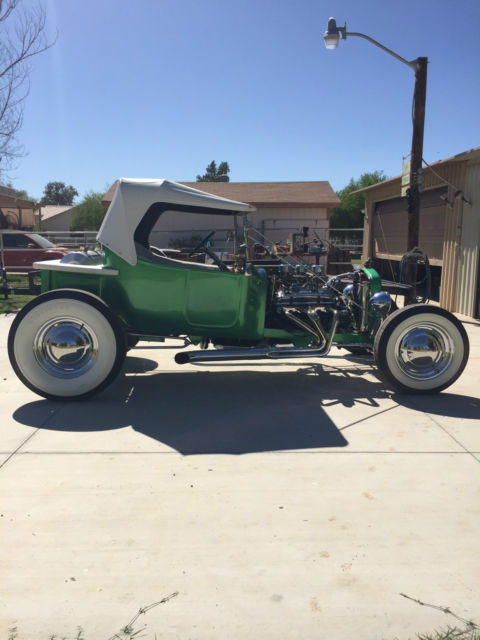 1923 Green w/ flakes Ford Model T Roadster