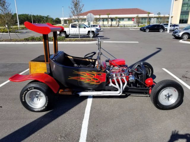 1923 Black Ford Model T Bucket