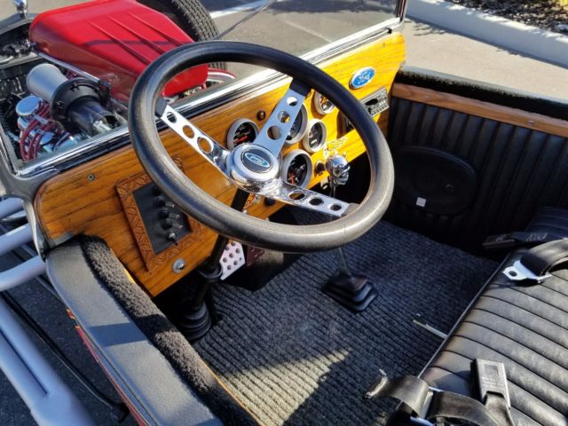1923 Black Ford Model T Bucket