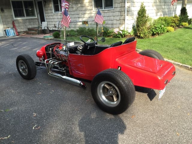 1923 Red Ford Model T