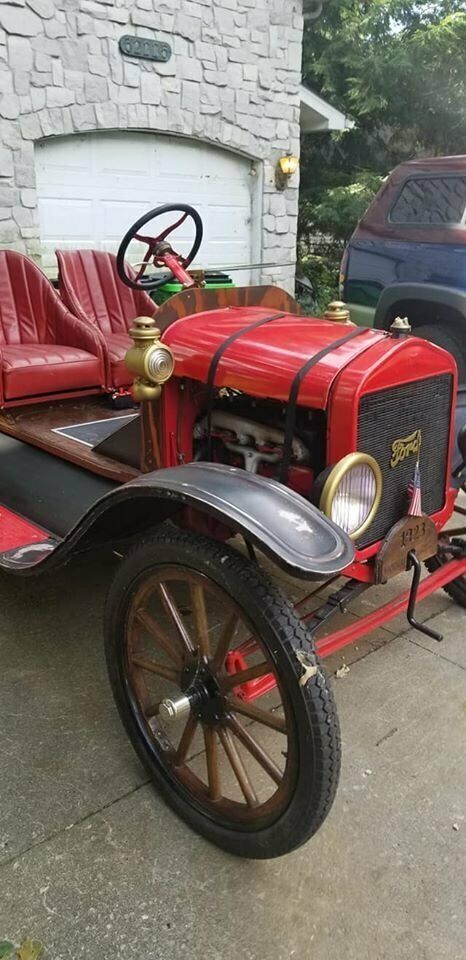 1923 Red Ford Model T