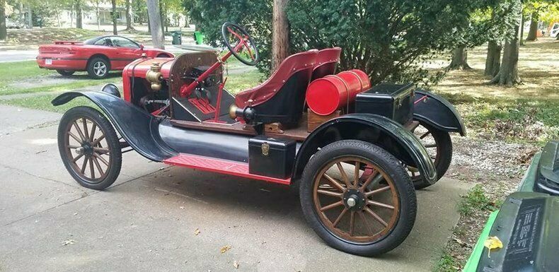 1923 Red Ford Model T