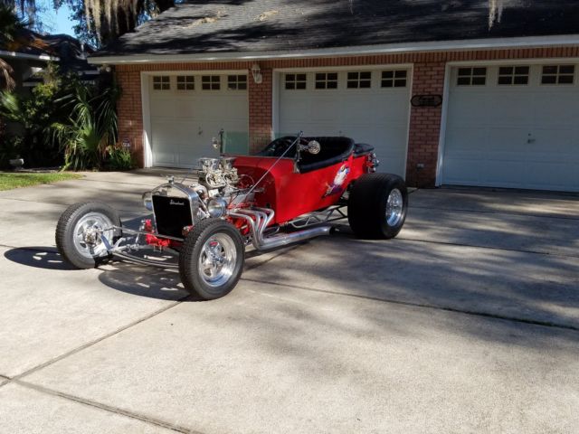 1923 Red Ford Model T Convertible