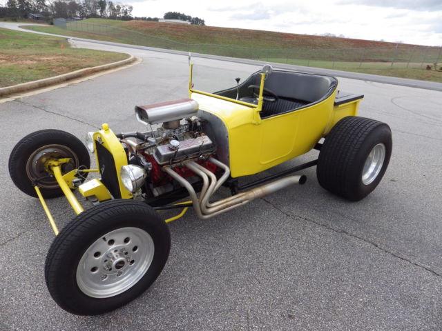 1923 Yellow Ford Model T