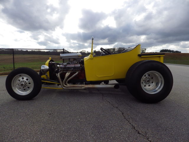 1923 Yellow Ford Model T