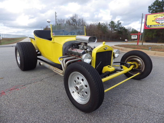 1923 Yellow Ford Model T