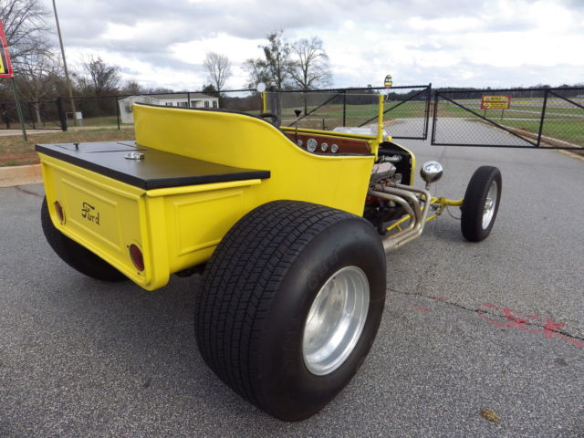 1923 Yellow Ford Model T